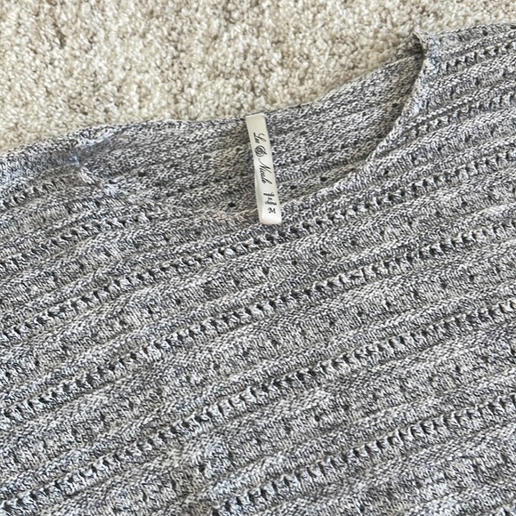 Grey knit sweater - Picture 3 of 3